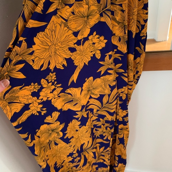 Brand New Floor Length Dress - Picture 2 of 4